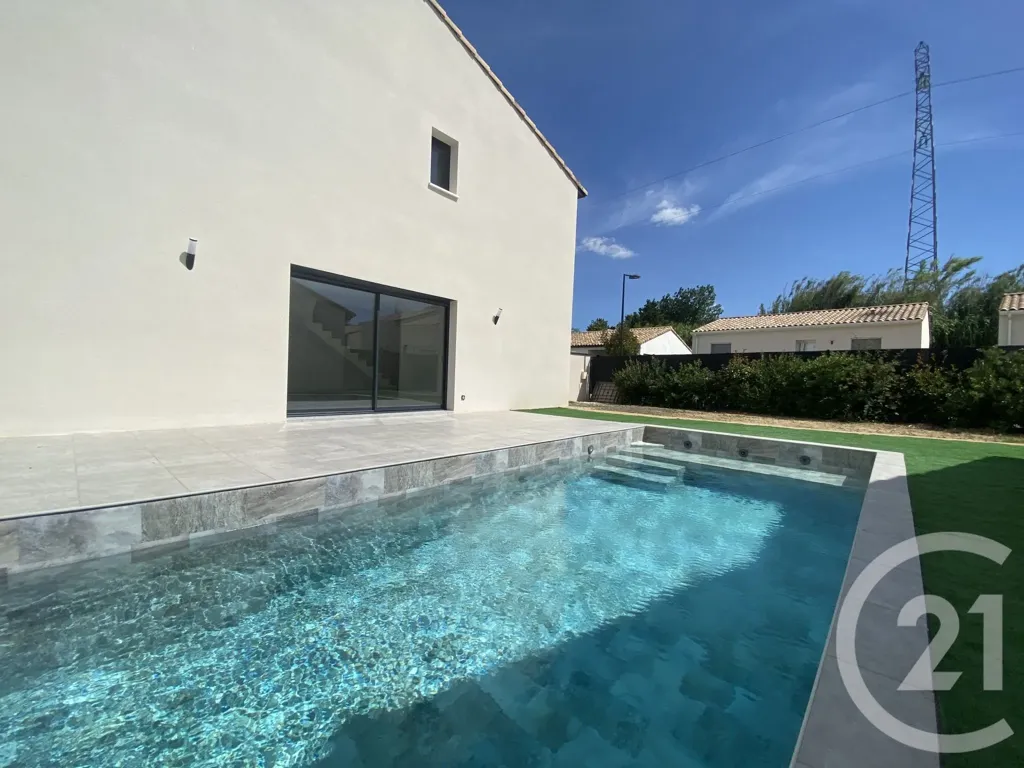 Piscine - Maison Contemporaine avec Piscine à Nezignan-l'Évêque