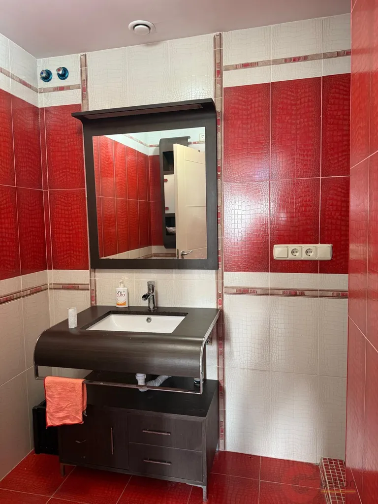 Bathrooms - Luxury Villa with Sea View in Salobreña