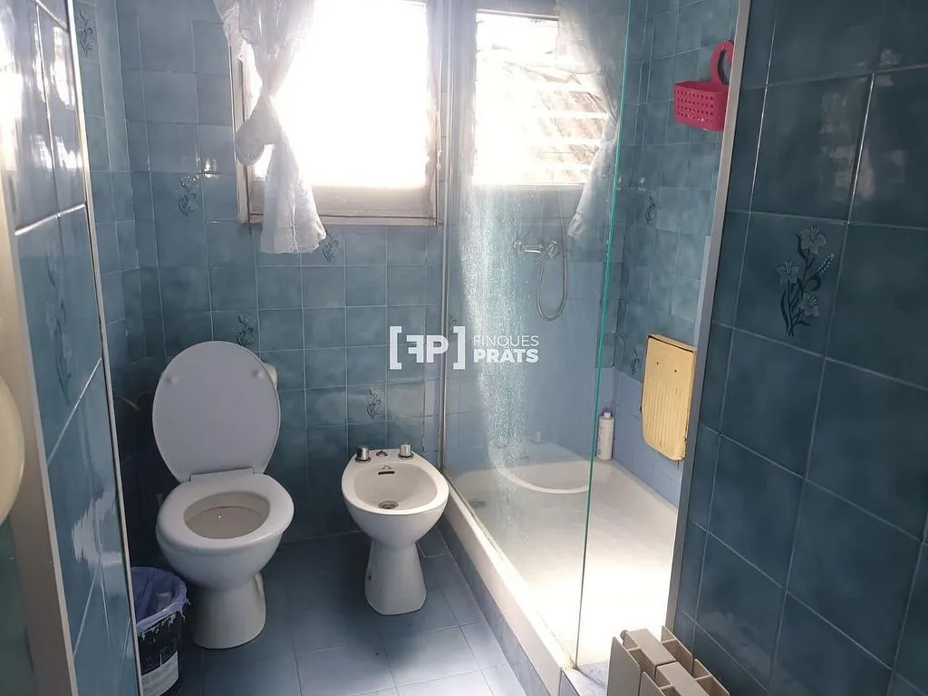 Salles de bain - Apartment with Balcony in Pardinyes, Lleida