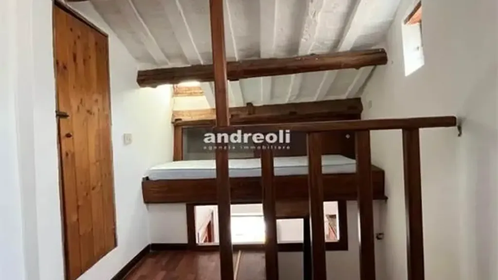 Stanze - Cinquecento-Style Apartment in Jesi