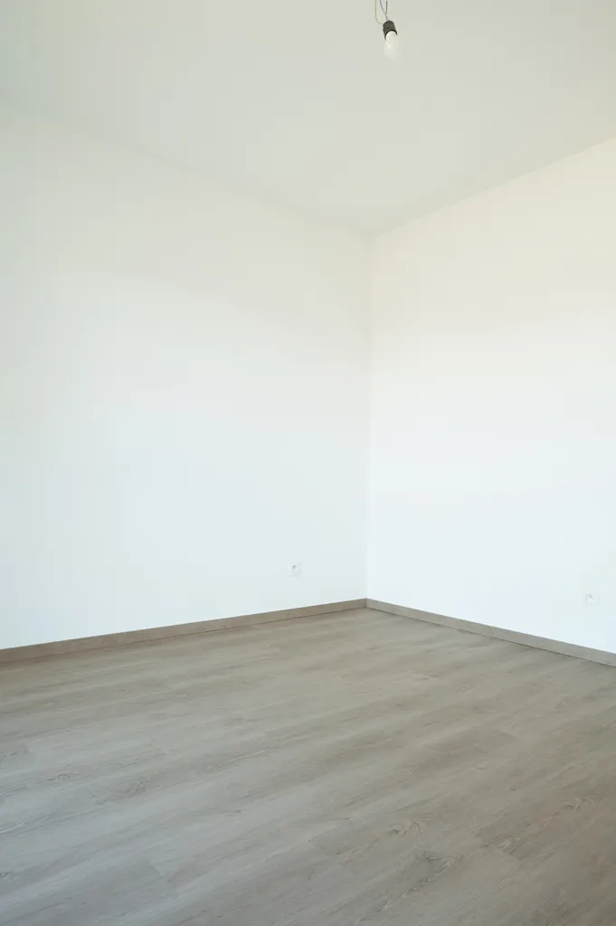 Pièces - Appartement Moderne avec Parking Privé à Lisières d'Havré