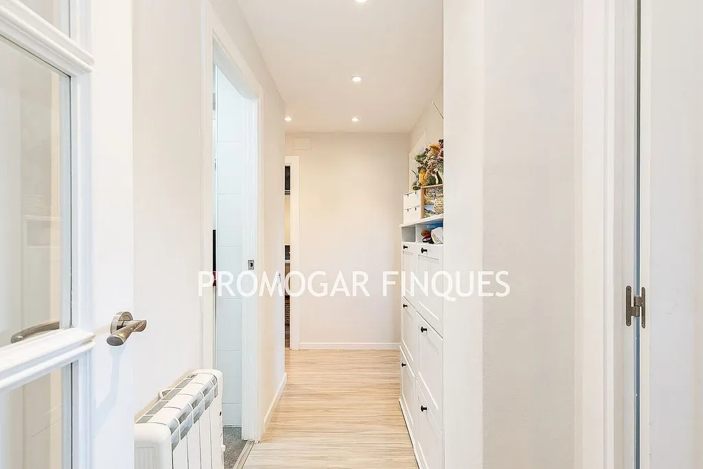 hallway_entrance