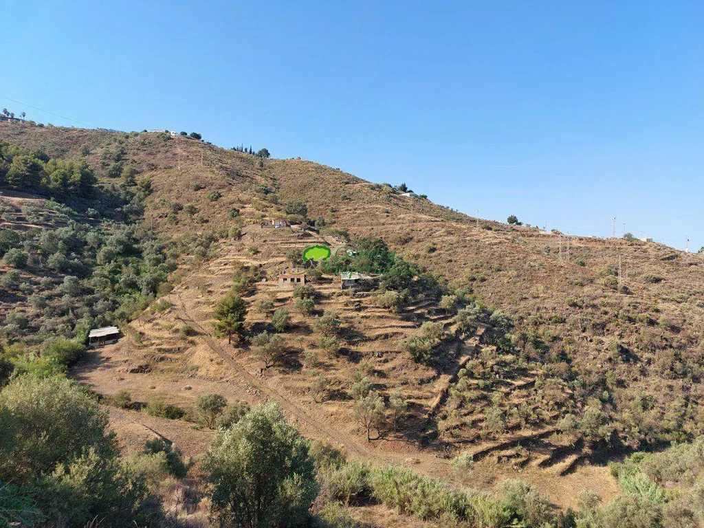 Giardino - Rustic Plot with Views in Sayalonga