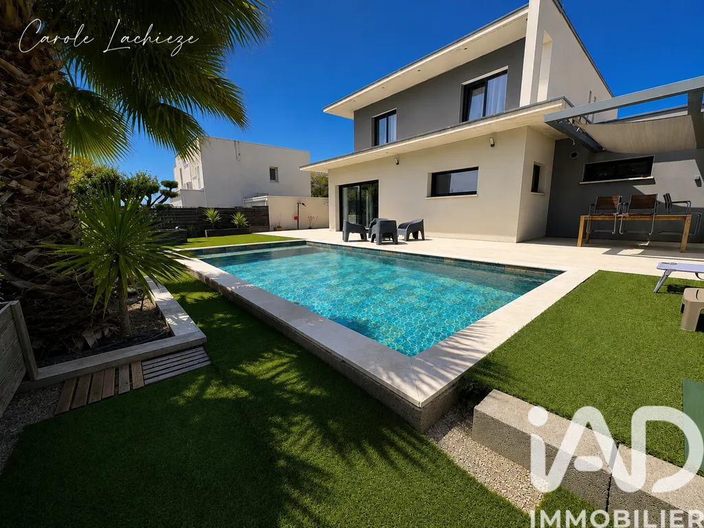 Bassein - Contemporary Villa with Pool in Juvignac