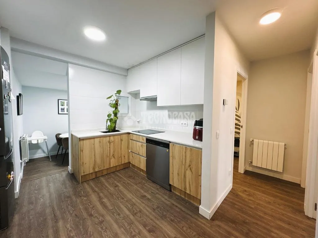 Köök - Modernised Flat with Balcony in Madrid Centre
