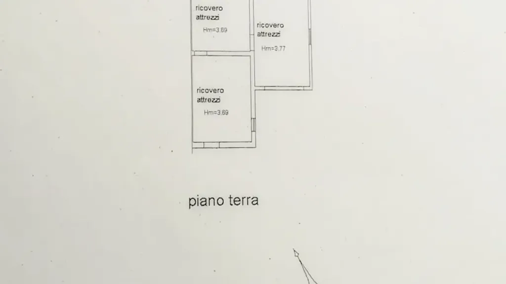 Plan - Rustic Property to Renovate in Montecarlo