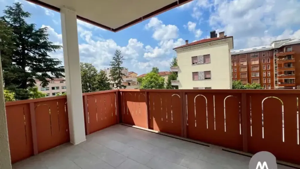 Rõdu - Modern Apartment with Terrace in Pordenone