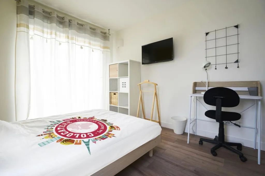 Chambres - Colocation Meublée avec Balcon à Lille