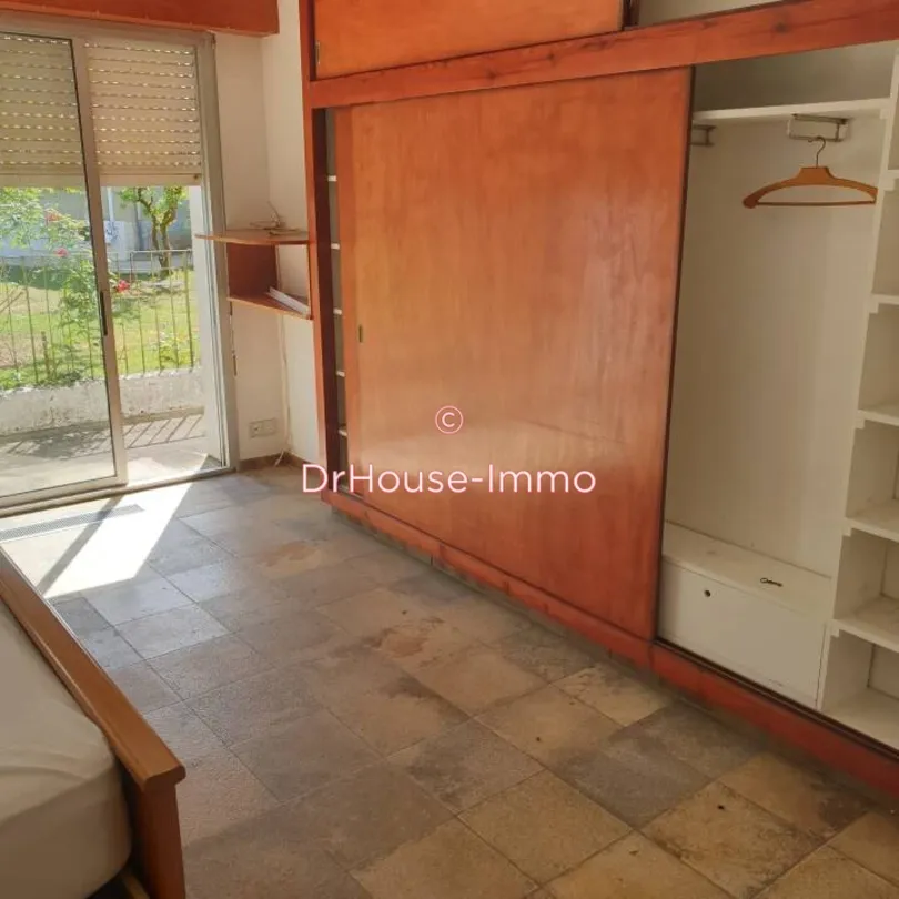 Chambres - Maison de 7 Pièces avec Jardin à Civray