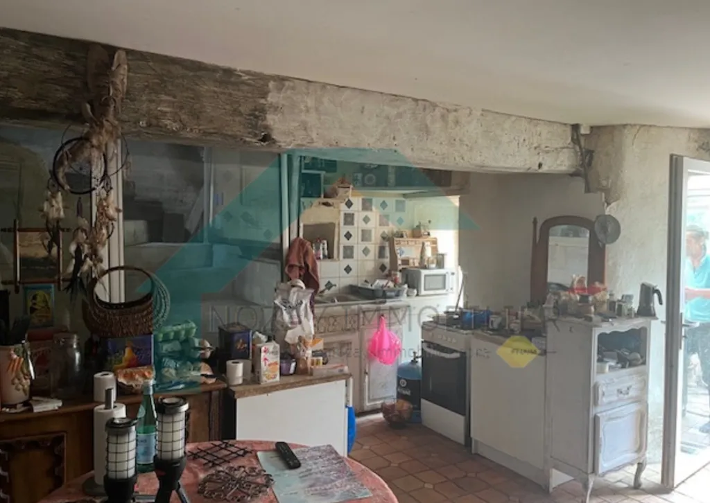 Cuisine - Maison en Pierre à Rénover à Treffieux