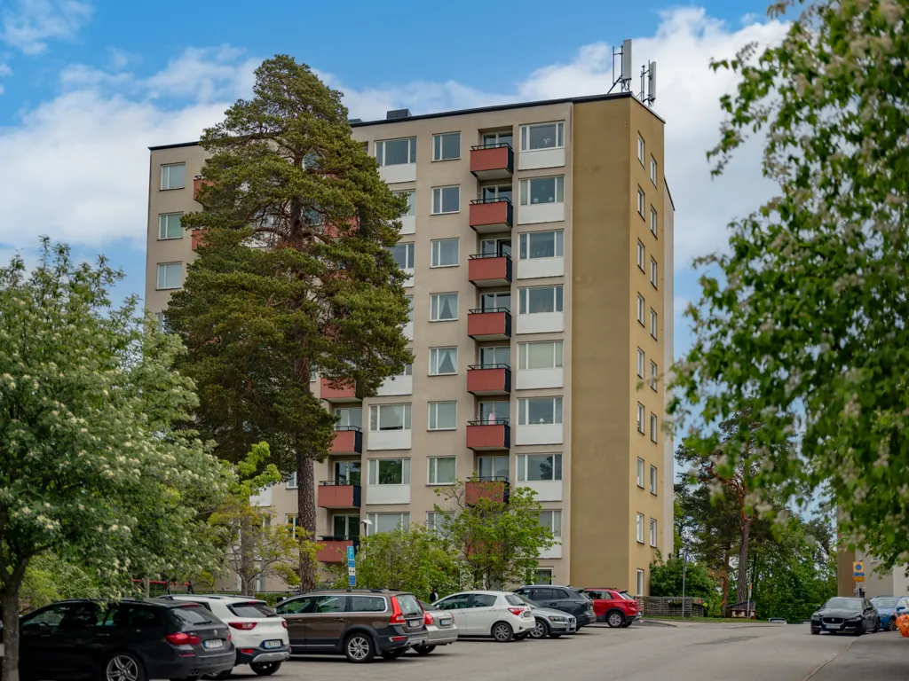 Extérieur - Apartment with South-West Balcony in Danderyd