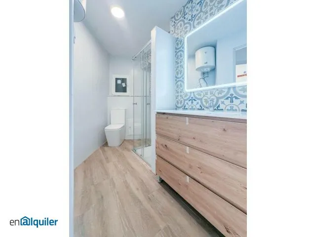 Bagni - Modernised Apartment with Balcony in Monteolivete