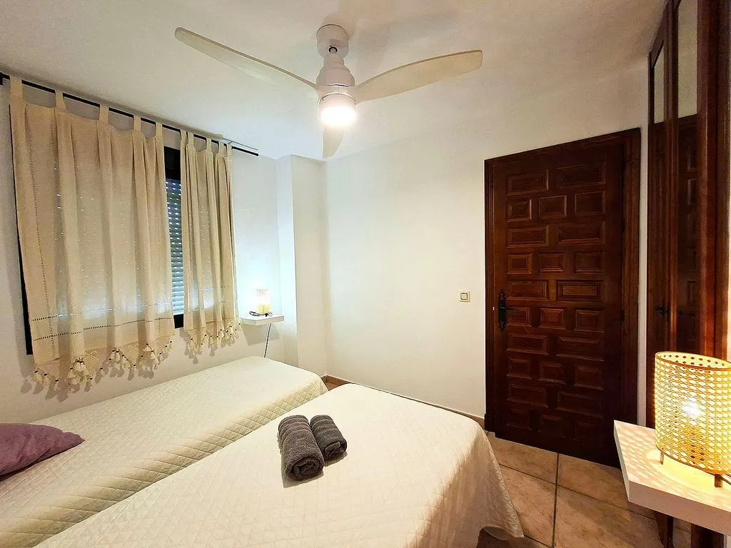 Magamistoad - Terraced Apartment with Pool in Central Location