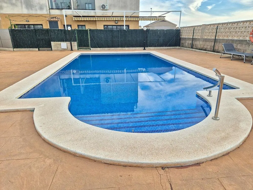 Piscine - Modern Chalet with Pool near Daimús Beach