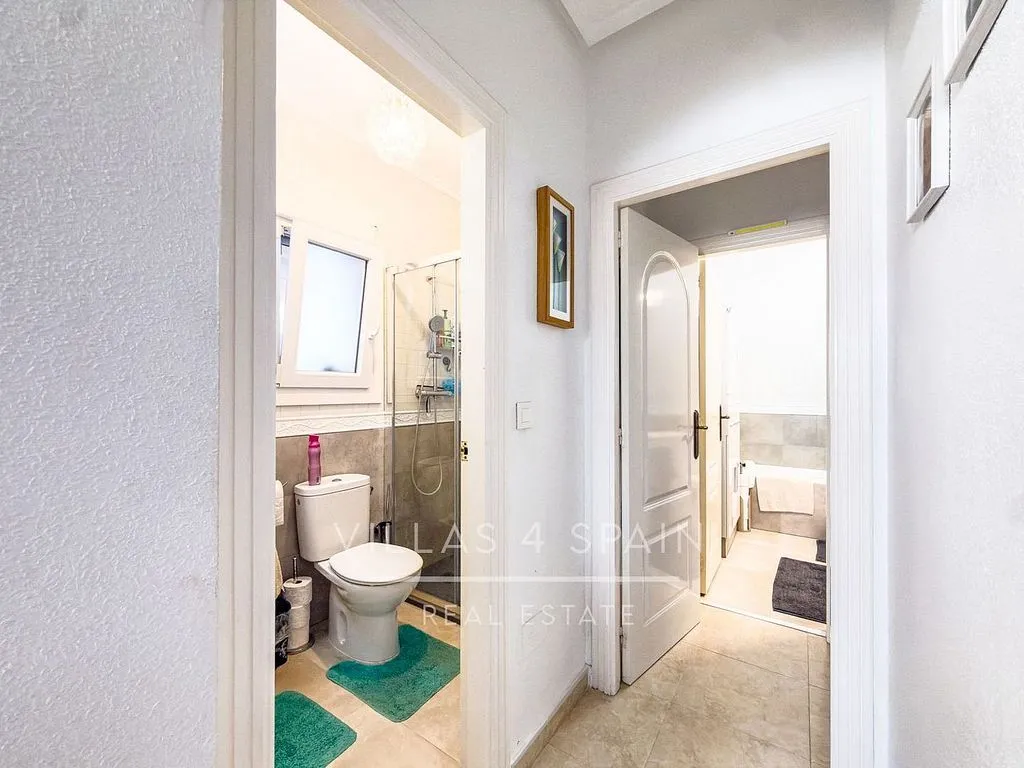 Vannitoad - Three-Bedroom House with Pool in Ciudad Quesada