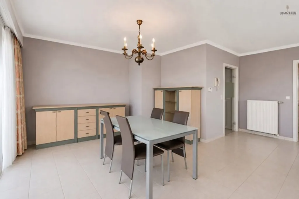Söögituba - Bright Corner Apartment with Terraces in Ichtegem