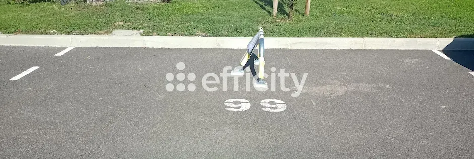 Välivaade - Secure Parking Space in Avignon-Montfavet