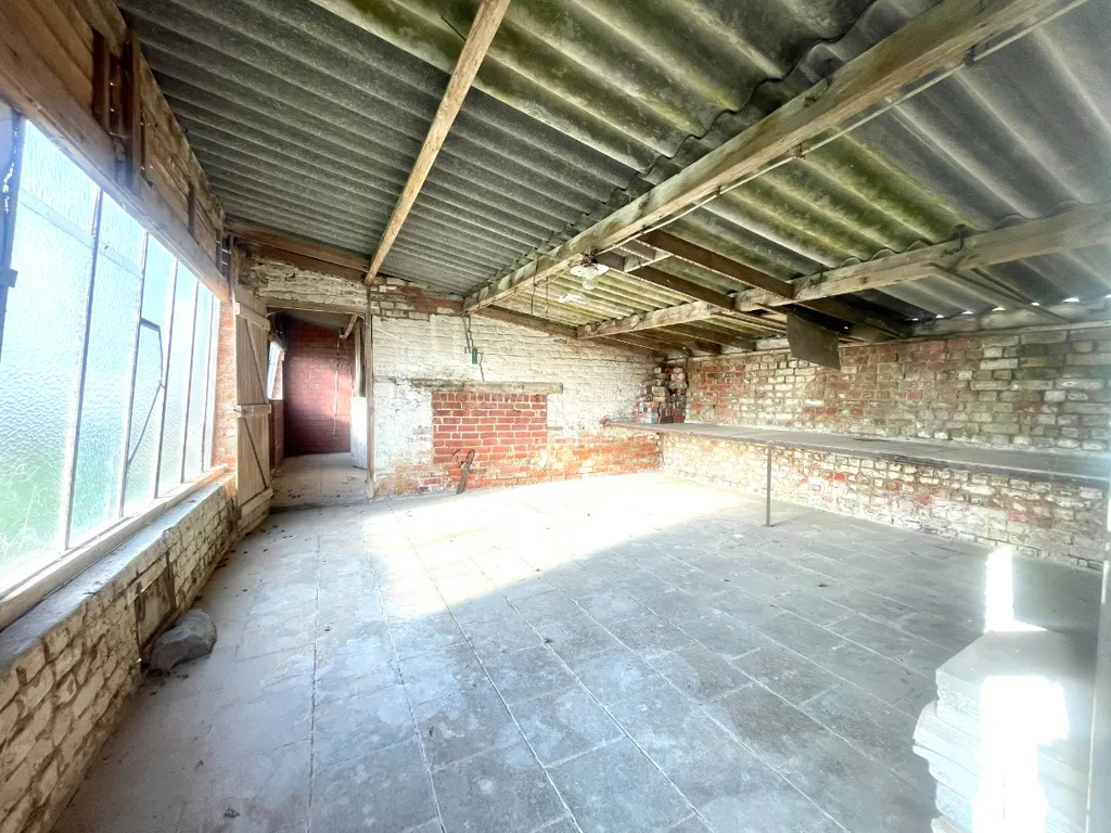 Garage - Maison avec Jardin et Garage à Moorslede