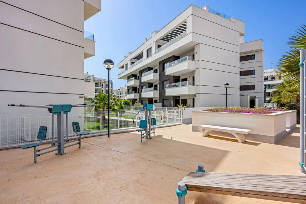 Jardin - Penthouse with Terrace in Villamartin, Alicante