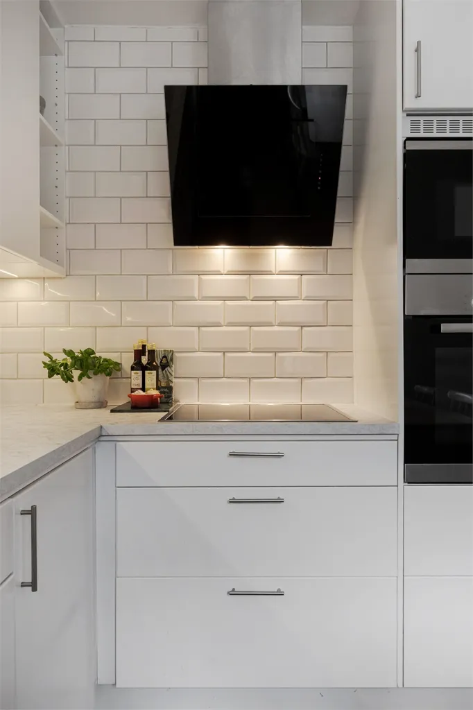 Cuisine - Apartment with Balcony on Sveaplan, Eskilstuna