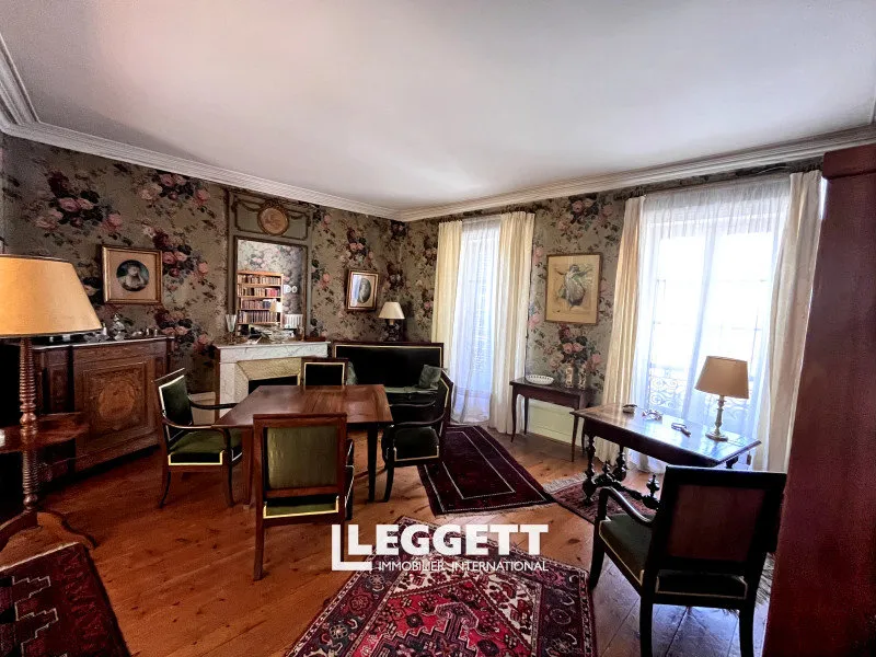 Living Room - Charming Townhouse with Garden in Cognac