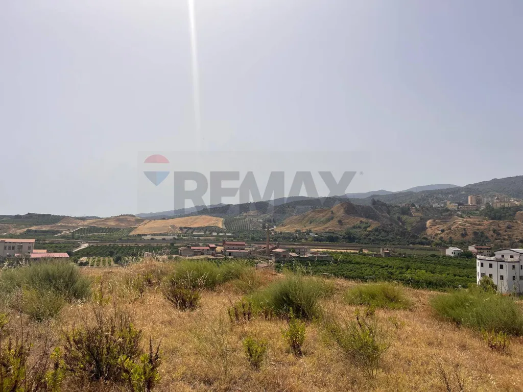 Jardin - Buildable Land with Panoramic View in Corigliano-Rossano