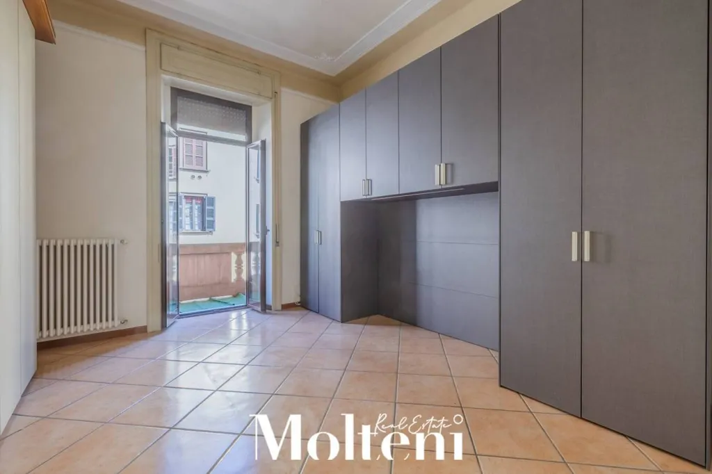 Bedrooms - Apartment with Double Exposure in Lecco