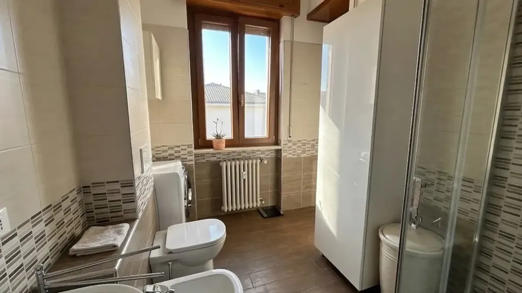 Bathrooms - Four-Room Apartment with Balconies in Moncalieri