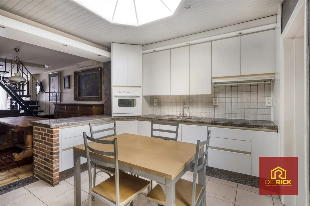 Cuisine - Maison avec Terrasse et Garage à Aalst