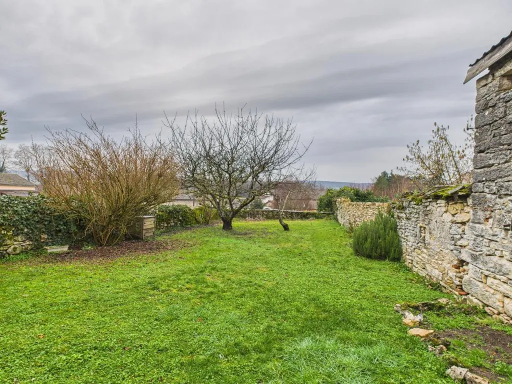 Giardino - Spacious House with Garden in Chagny
