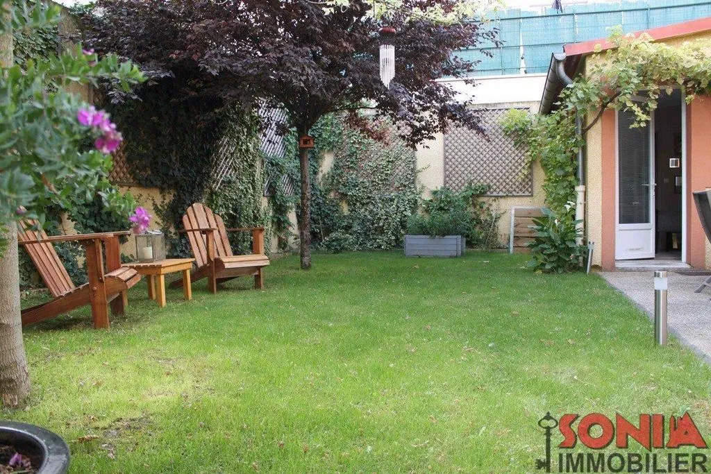 Aed - Luxury House with Garden in Bagnolet