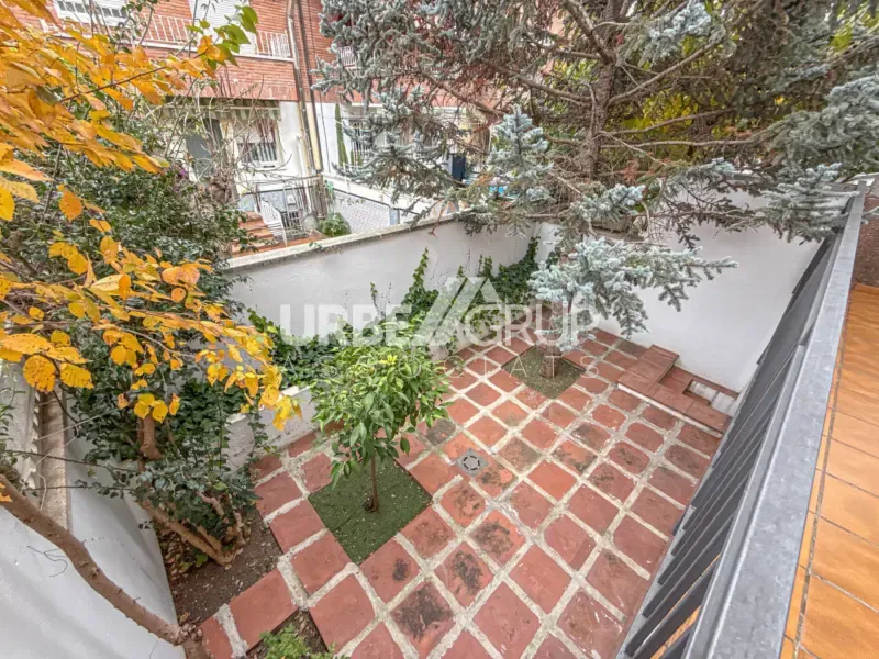 Aed - Detached Corner House with Multiple Terraces in Martorell
