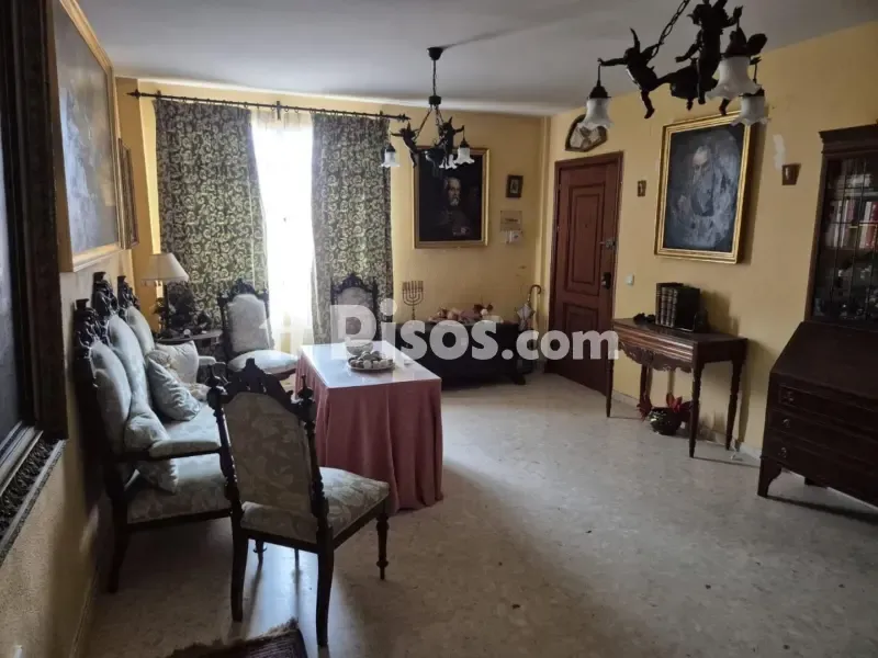 Séjour - Bright Apartment with Central Location