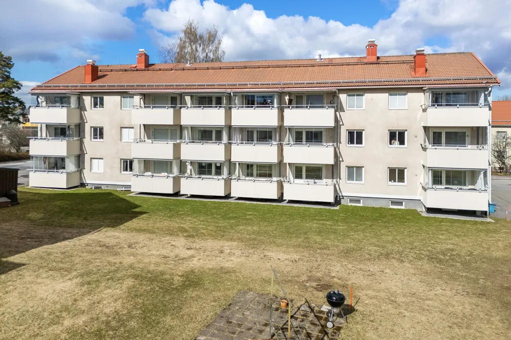 Vue aérienne - Two-Bedroom Apartment with South-Facing Balcony in Teg