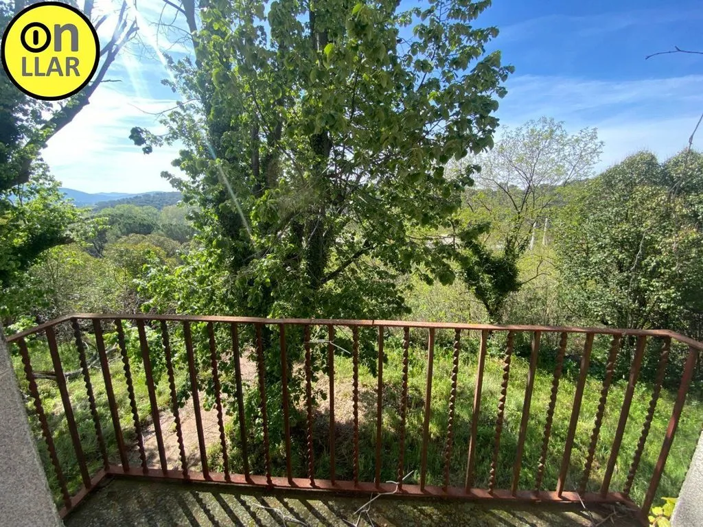 Balcone - Rustic Finca with Extensive Garden in Cardedeu