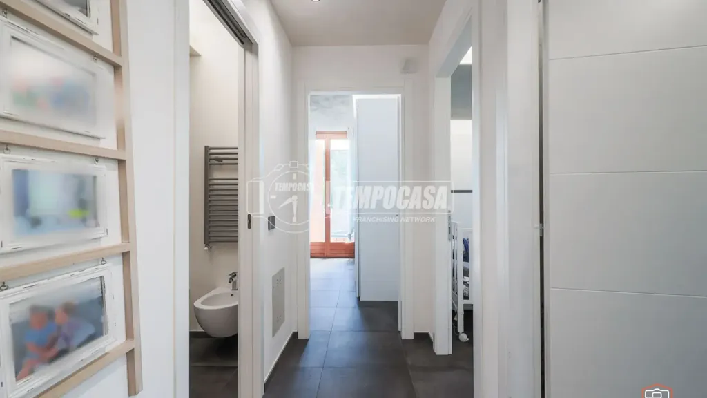 Esik - Ground Floor Apartment with Private Garden in Forlì