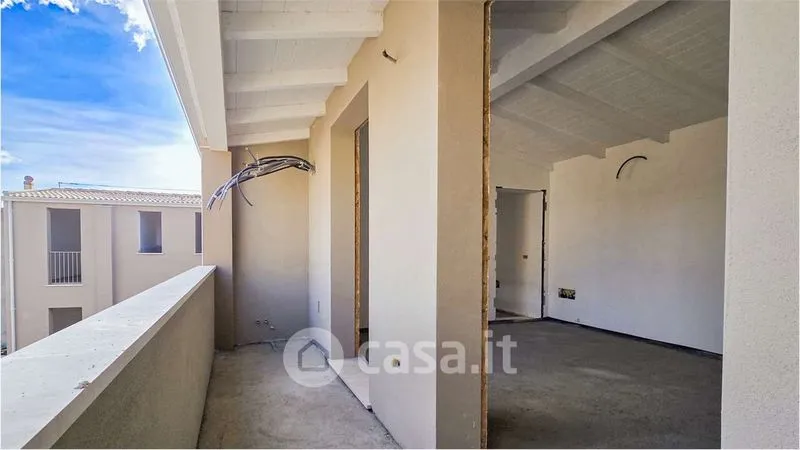 Balcon - Newly Built Apartment with Balcony in Monserrato