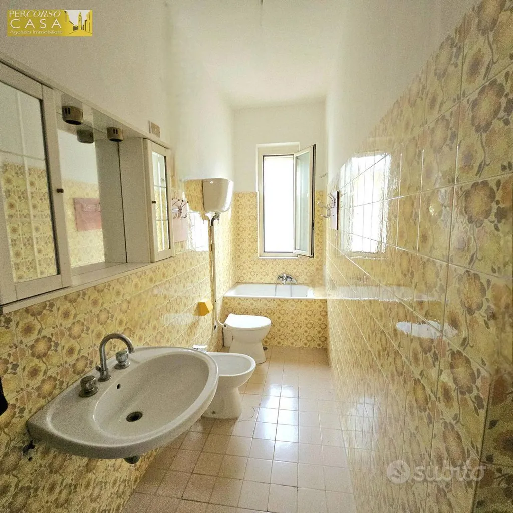 Salles de bain - Independent Apartment with Garden in Colledara