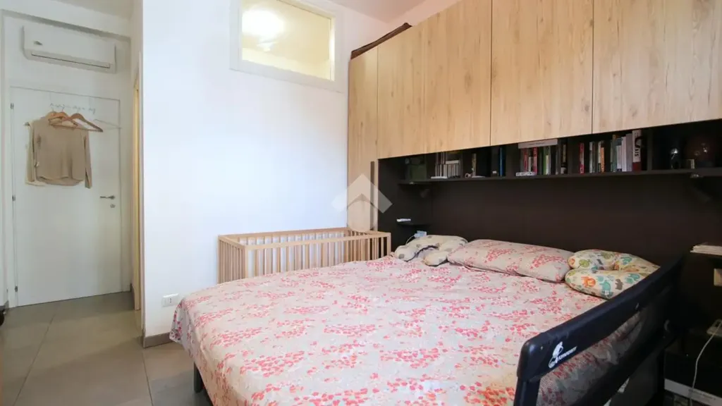 Bedrooms - Rustic Detached House with Garden in Bareggio