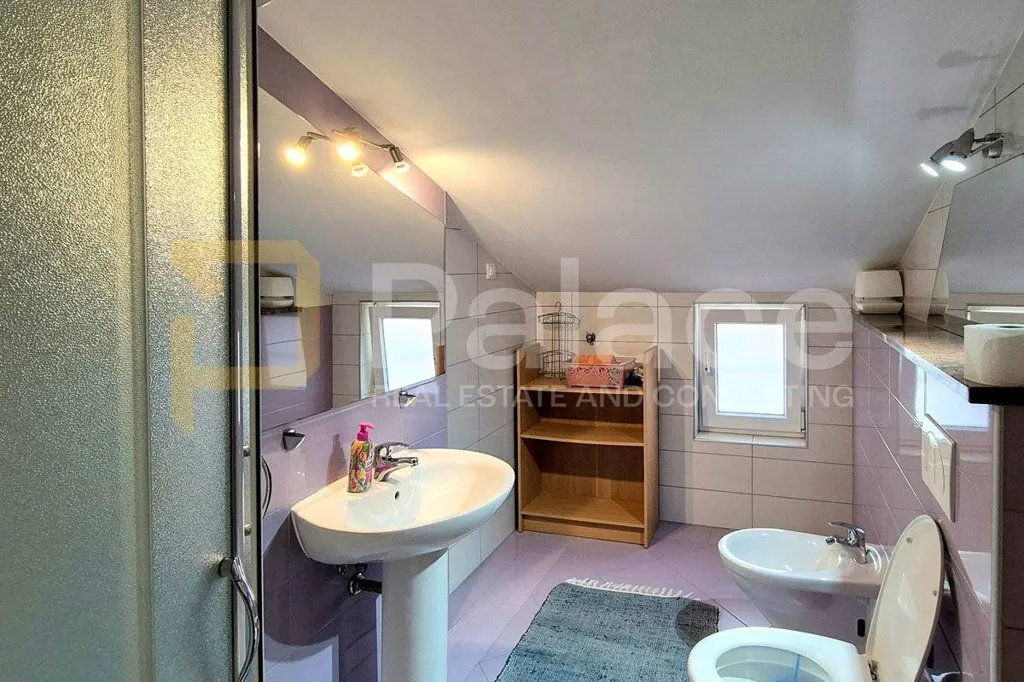 Bagni - Modern Villa with Garden in Monte Magno, Pula