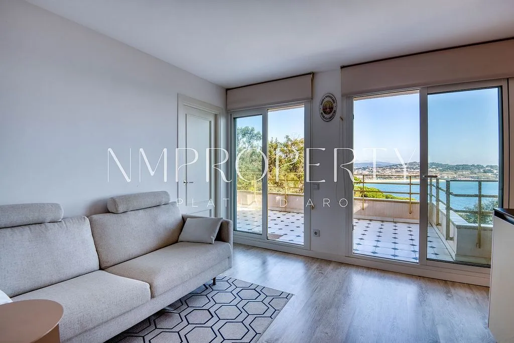 Séjour - Apartment with Sea View and Pool in S'Agaró