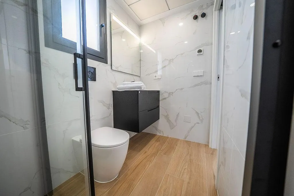 Vannitoad - Modern Mediterranean Chalet with Golf Course View in Algorfa