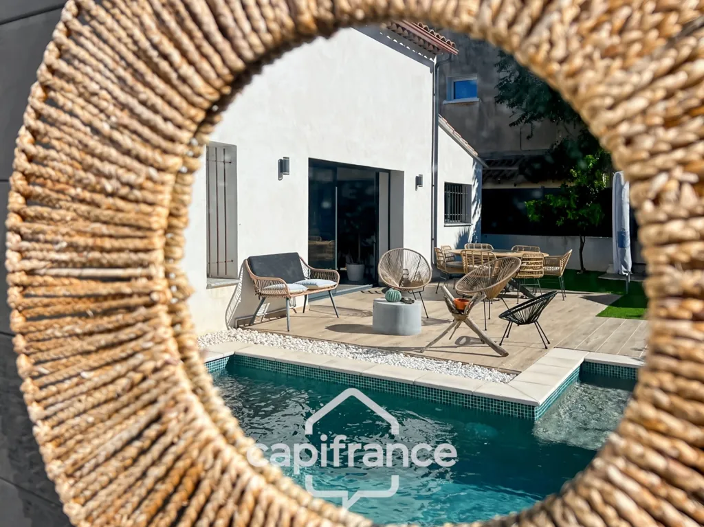 Bassein - Contemporary House with Pool in La Garde