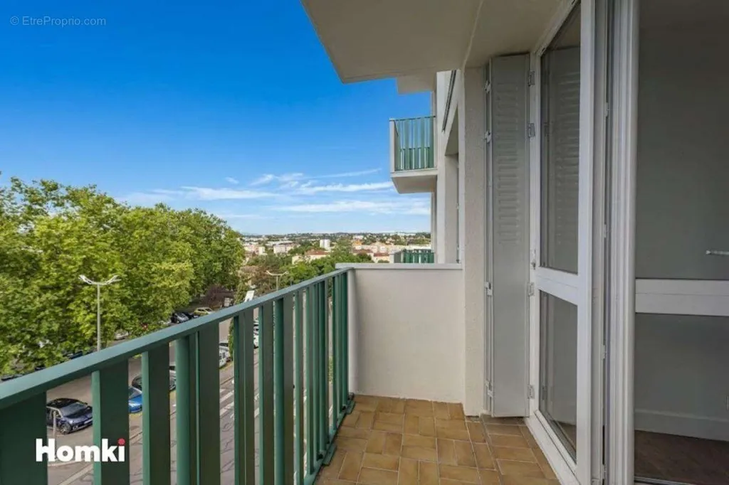 Balcon - Appartement T5 avec Balcon à Oullins