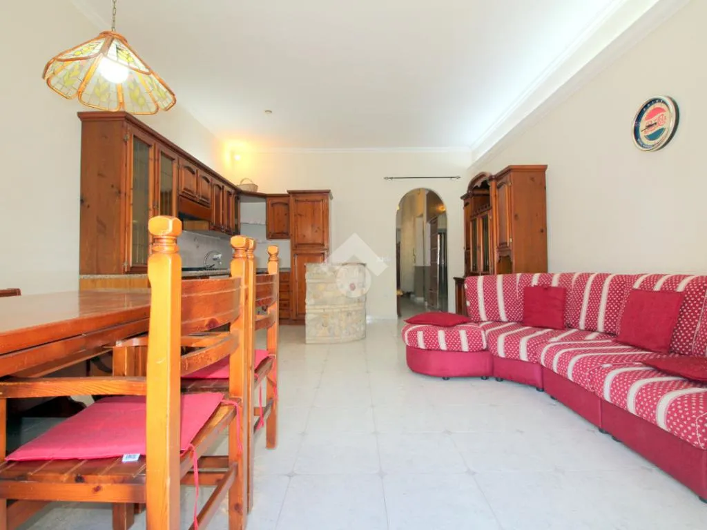 Elutuba - Modern 3-Bedroom Apartment in Lucera