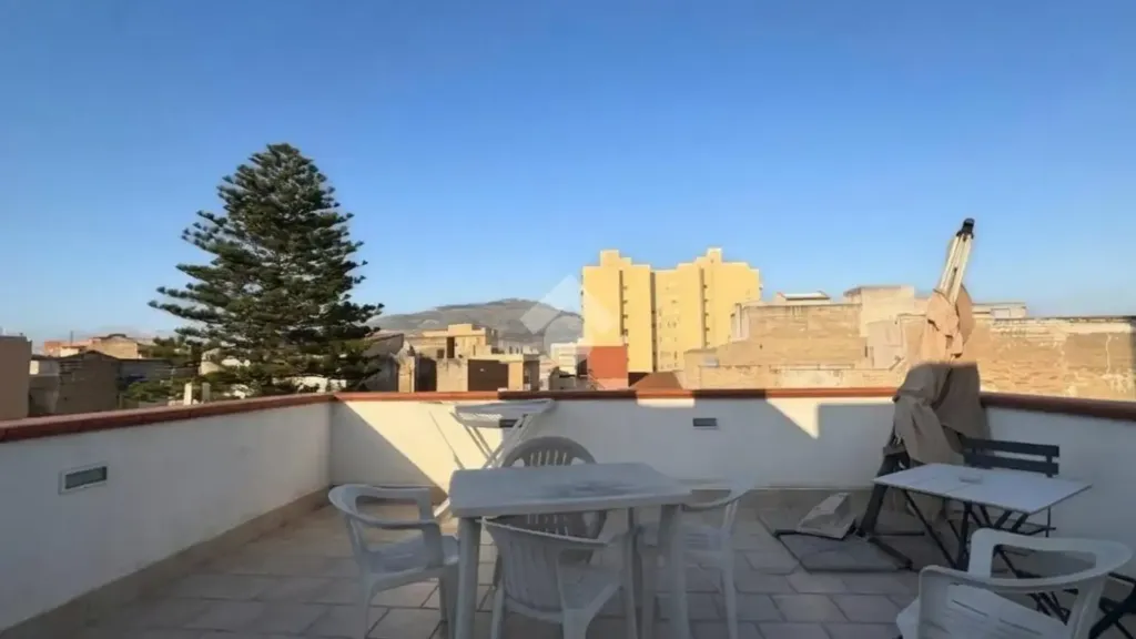 Terrass - Duplex with Balcony in Trapani