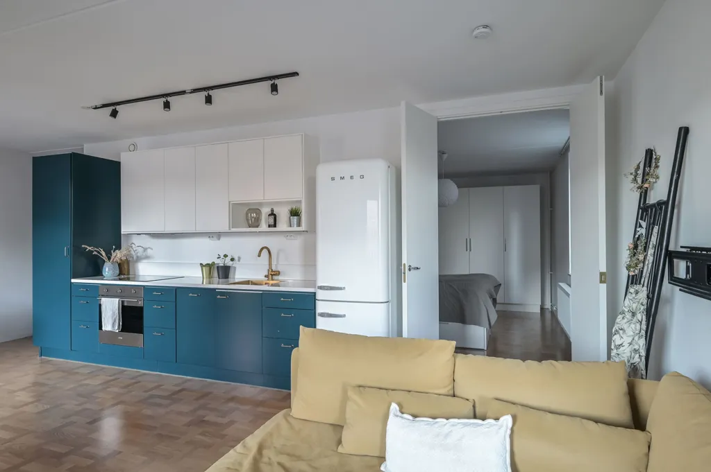 Cuisine - Modern Flat with Large Balcony in Mariehäll