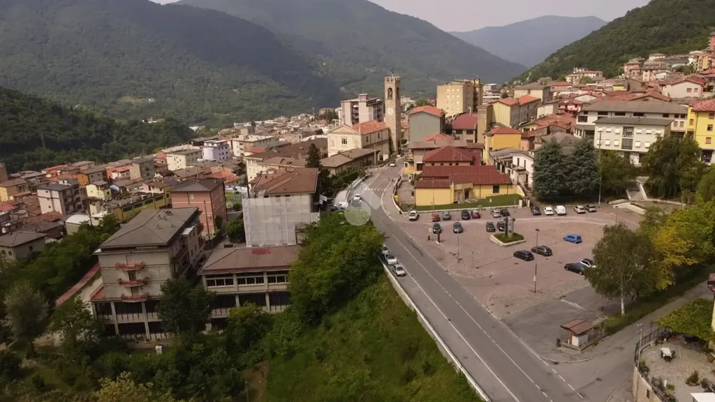 Rustic Tri-Storey Apartment in Lumezzane