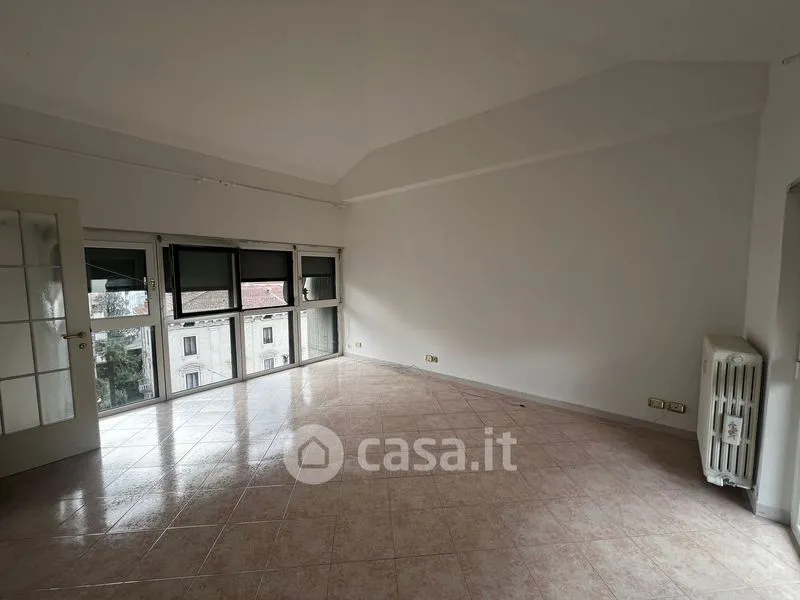 Elutuba - Spacious Two-Level Apartment in Verona