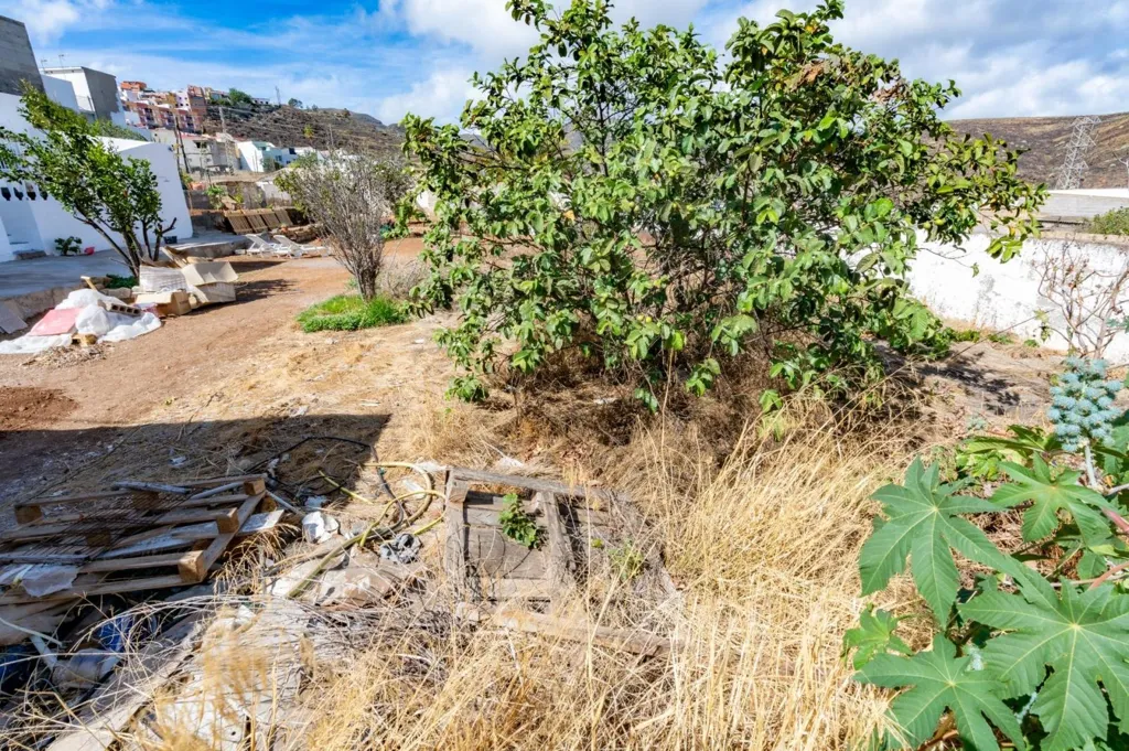 Jardin - Urban Plot with Development Potential in La Cuesta